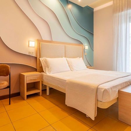Hotel City Римини Екстериор снимка