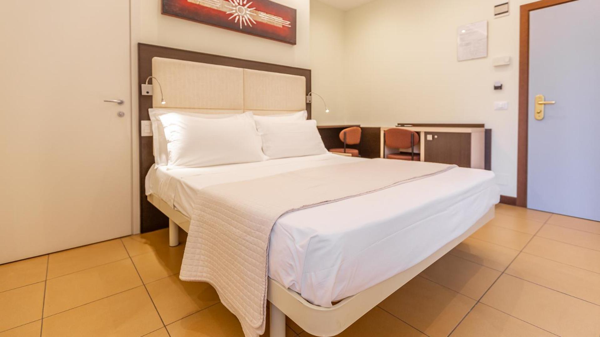 Hotel City Римини Екстериор снимка